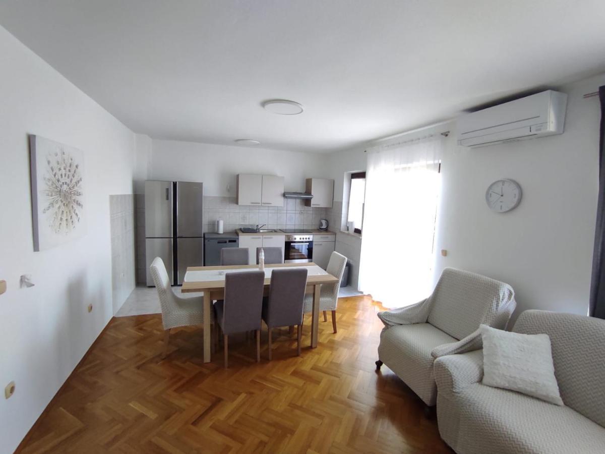House Silva Apartment Podstrana Ngoại thất bức ảnh